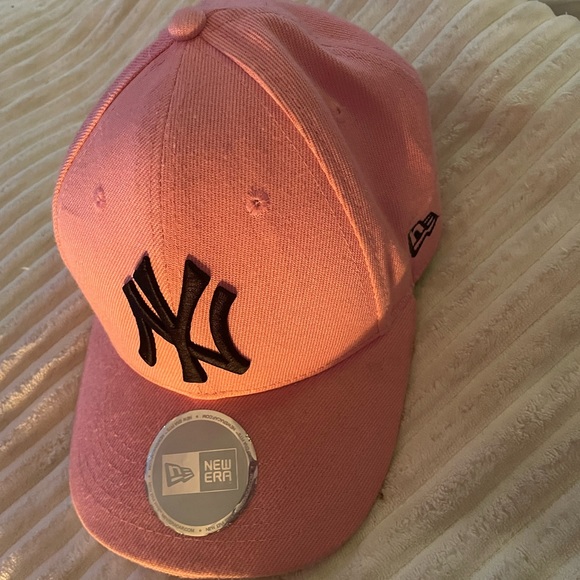 Cap pink - Picture 3 of 3